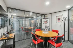 Salle 3 et Salle 4 de 10 m² pour 4 pers