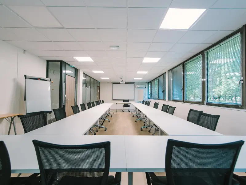 buro-club-bordeaux-lac-6