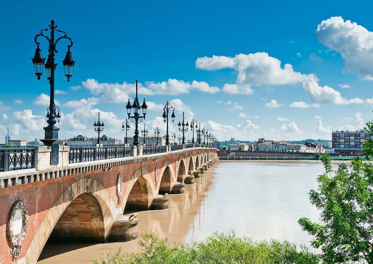Office Rental in Bordeaux
