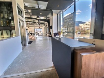 Reception Area of the BURO Club Ajaccio Open Space