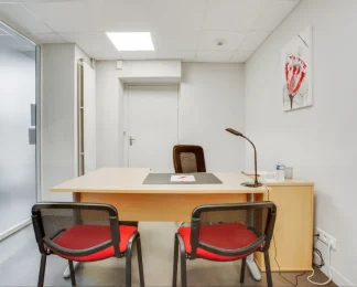 Bureau un poste au sein du centre d'affaires BURO Club Limoges