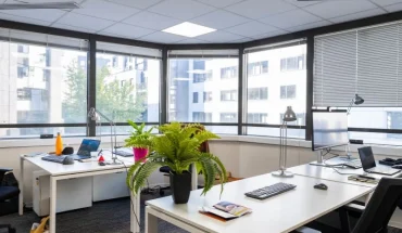 Bureau privatif équipé de 33m² et très lumineux avec vue dégagée, disponible à la location au centre d'affaires de Boulogne.