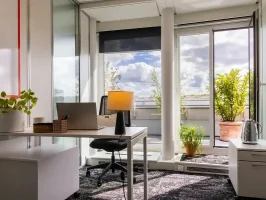 Bureau 2 postes au 7eme avec terrasse - BURO Club Issy les Moulineaux