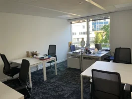 Bureau 20m² equipe de 6-7 postes - BURO Club Issy les Moulineaux