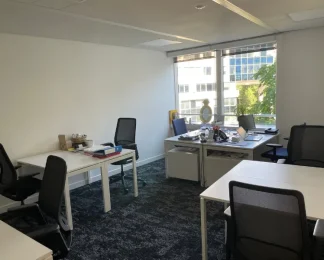 Bureau 20m² equipe de 6-7 postes - BURO Club Issy les Moulineaux