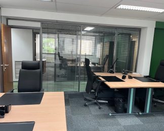Bureau 43 - 30 m² - 6 postes - Vue du Bur 43 vers le Bur 35 - Levallois
