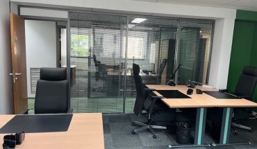 Bureau 43 - 30 m² - 6 postes - Vue du Bur 43 vers le Bur 35 - Levallois