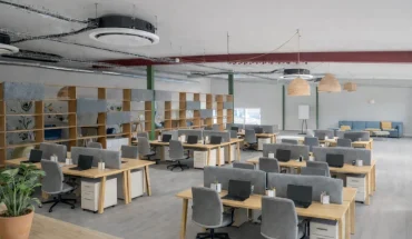 Open space de 250m² à l'étage du centre BURO Club Partner Dijon Cap Nord