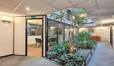 Patio intérieur au RDC du 75 - Photo 2